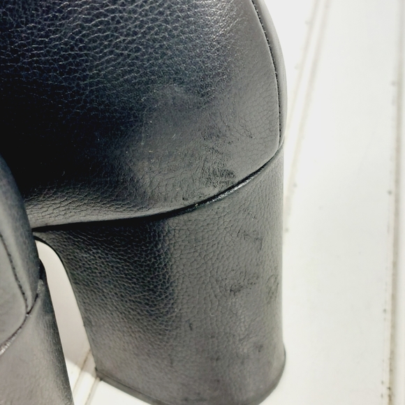 Michael Kors Black Leather Slip On Side Zip Block Heel Ankle Boots D856 - Picture 11 of 14